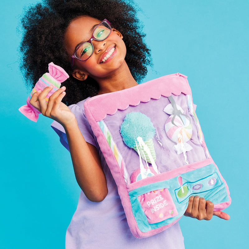 iscream SWEET SURPRIZE CLAW MACHINE PLUSH TOY