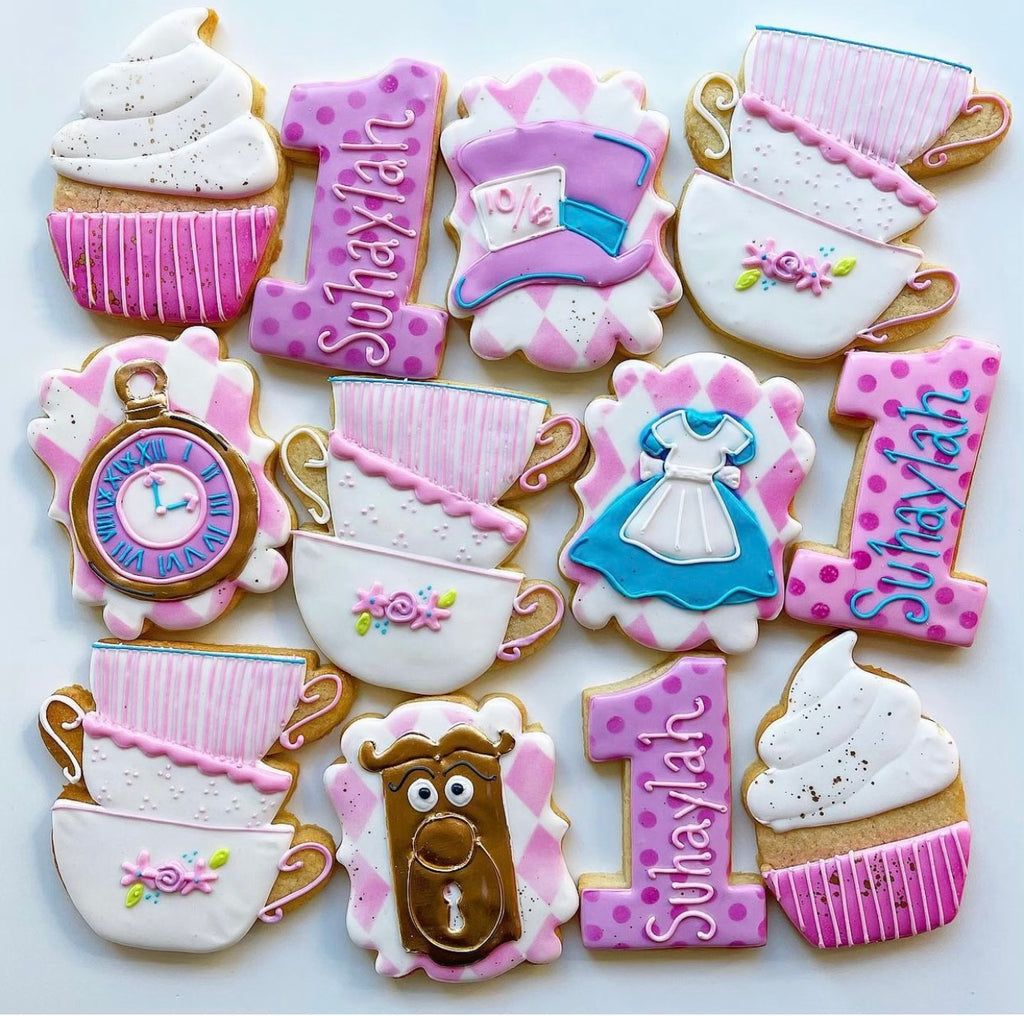 Alice in Wonderland Cookie Set
